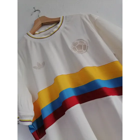 Camiseta Retro Colombia 100años