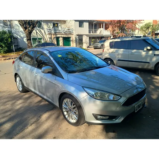 Ford Focus Iii 2.0 Sedan Se Plus At6