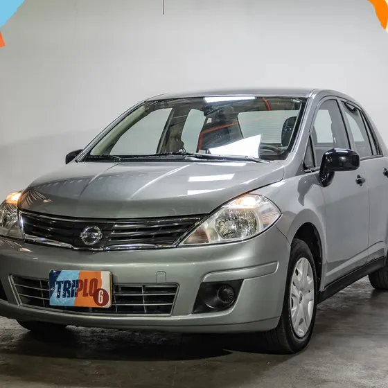 Nissan Tiida 2012 1.8 Premium 4 P