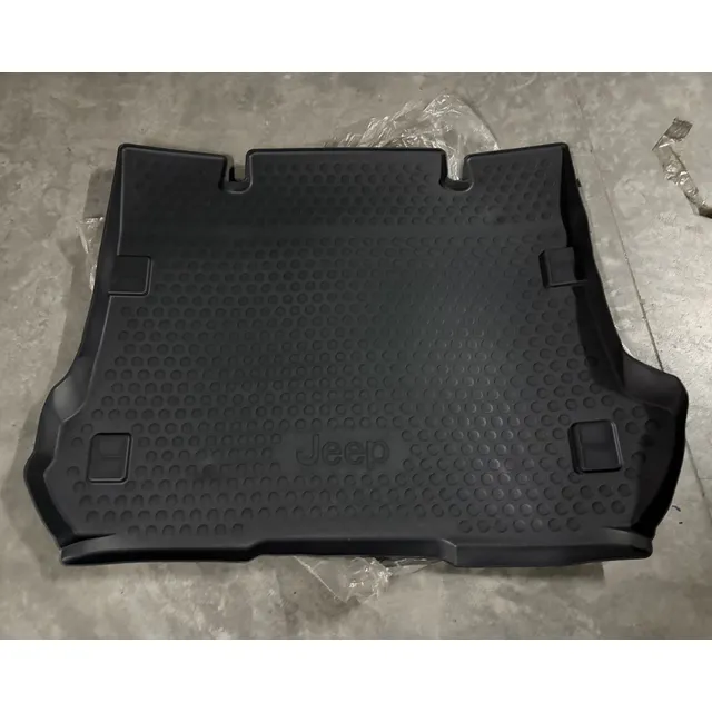 Alfombra De Maleta Grand Cherokee Wk 2005 2010 Mopar