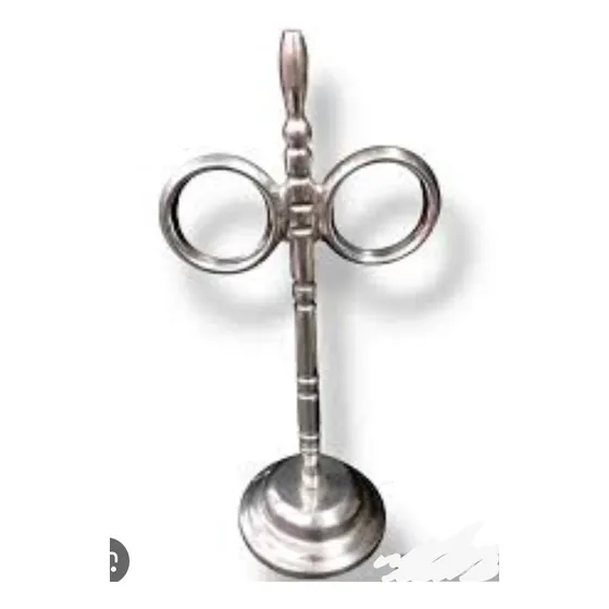 Toallero De Mesa- Hecho En Pewter