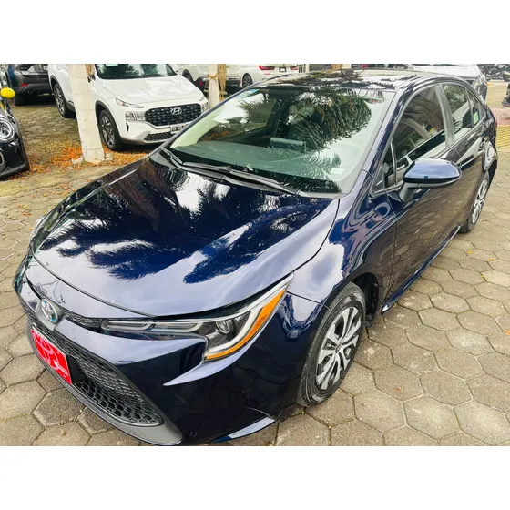 Toyota Corolla 1.8 Hybrid At
