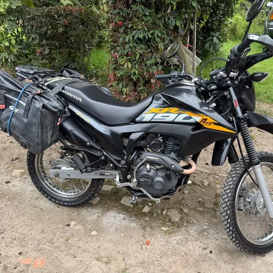 En Excelente As Condiciones, Vendo Motivo Viaje, Única Dueña