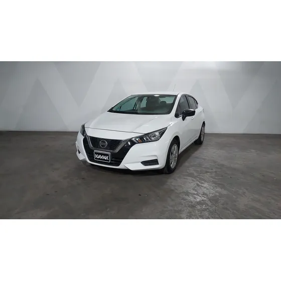 Nissan Versa 1.6 Sense Cvt