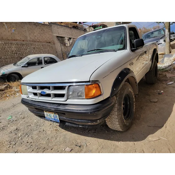 Ford Ranger 2.3 Xl Cabina Regular Lwb Mt