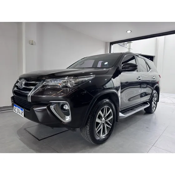 Toyota Hilux Sw4 2.8 Srx 177cv 4x4 7as At
