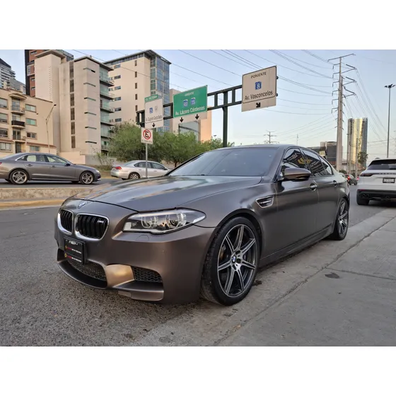Bmw M5 4.4 M5 Competition Ed V8 Bt At