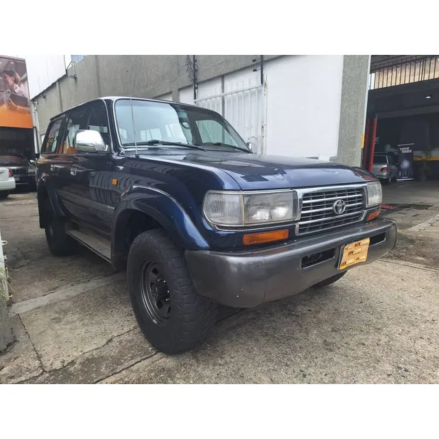 Toyota Burbuja Burbuja