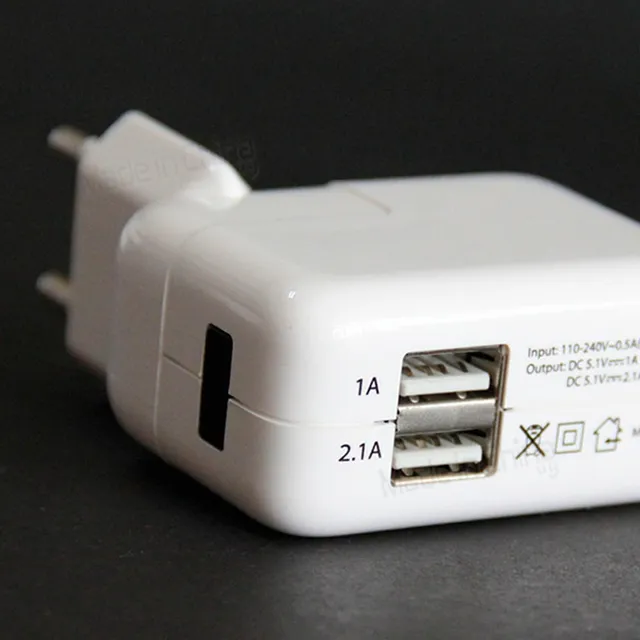Cargador Usb 2 Puertos Para Celular 220v 2.1a/1a Cf-2138