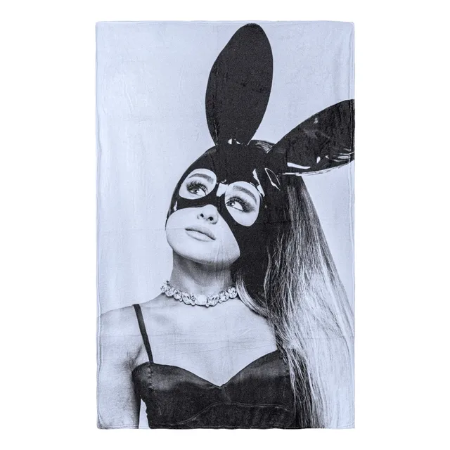 Ariana Grande My Everything Moonlight Soft Cobertor