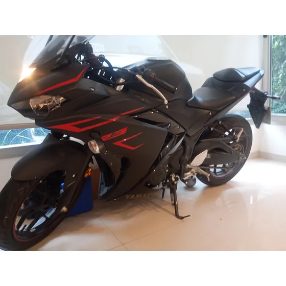 Vendo Yamaha R3 Impecable Con 1400 Km