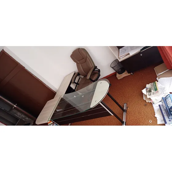 Escritorio Vidrio Beige 150cm