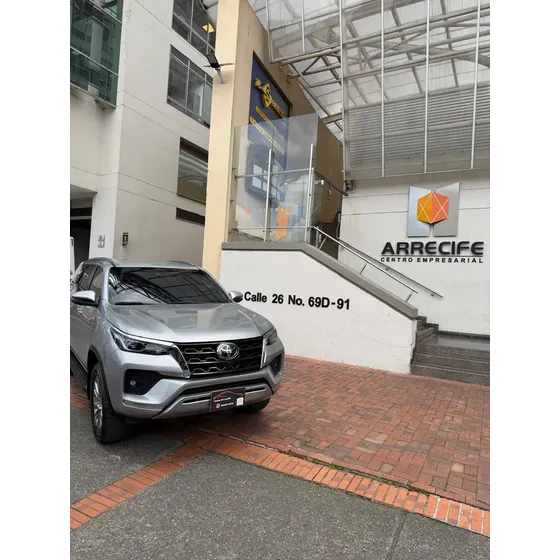 Toyota Fortuner 2023 2.4