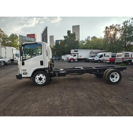 Isuzu Elf 600