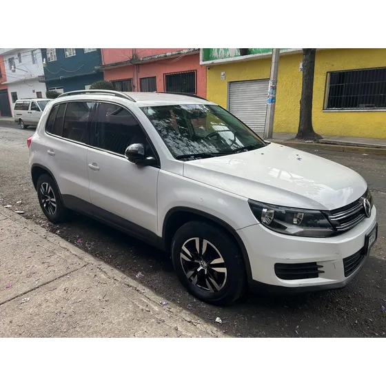 Volkswagen Tiguan 2.0 Nive At