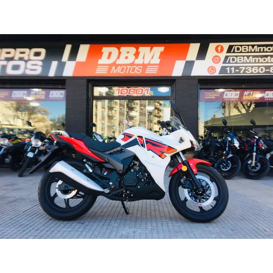 Beta Akvo 200 2025 Financio Permuto Dbm Motos