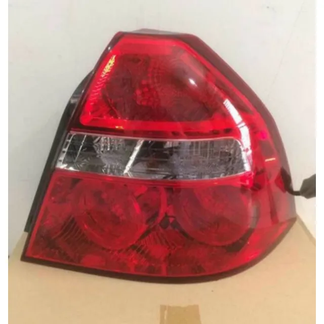 Stop O Lámpara Trasera Derecha Aveo Lt 4p Original Gm 