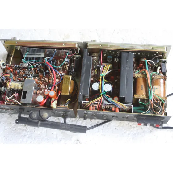 Sistema Aiko 3000 Ampl.+tuner E Caixas Opcional Par Casado