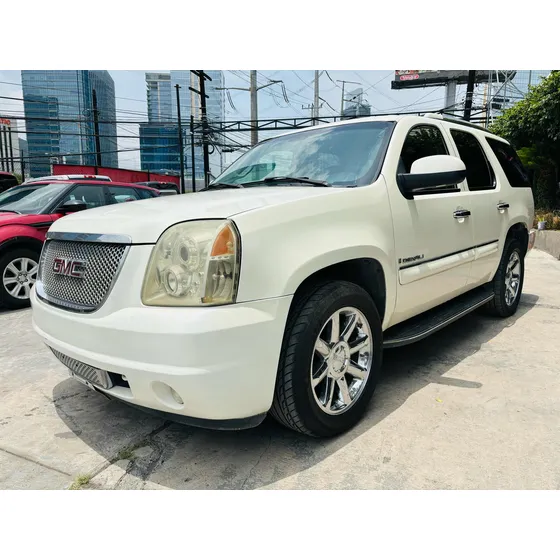 Gmc Yukon 5.3 B 320 Hp At