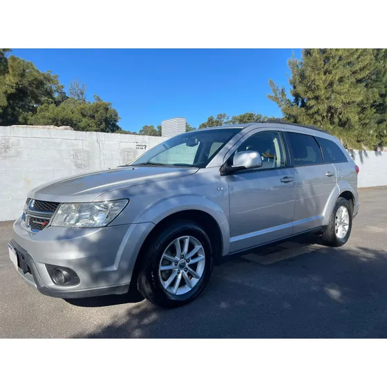 Dodge Journey 3.6 Sxt 5p