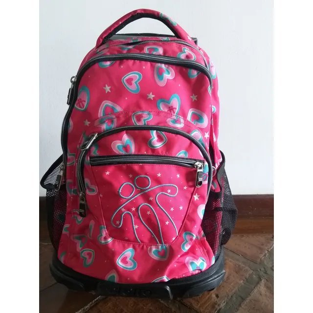 Morral Totto Niñas Porta Pc Con Ruedas 15,4 .como Nuevo