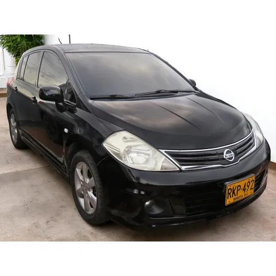 Nissan Tiida 1.8 Emotion 5 P