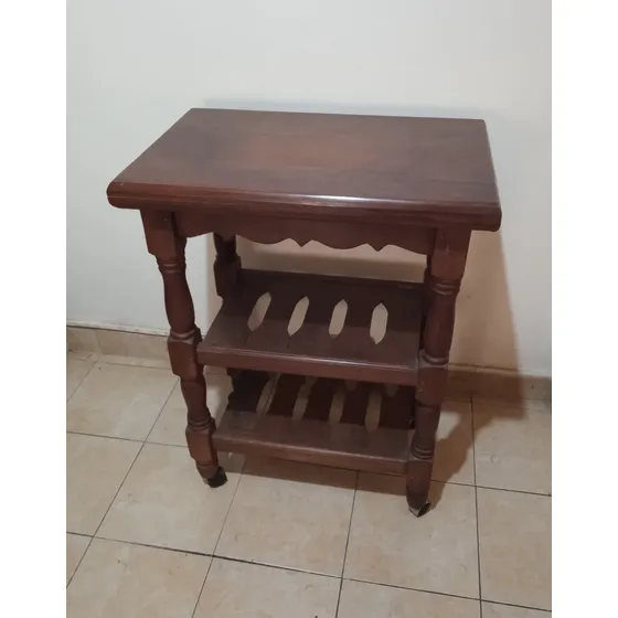 Mesa Tv Algarrobo Arrime Quesera Marrón