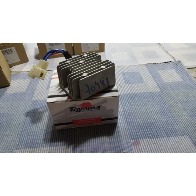 Regulador De Voltaje Para Planta Eléctrica Marca Toyama Dies