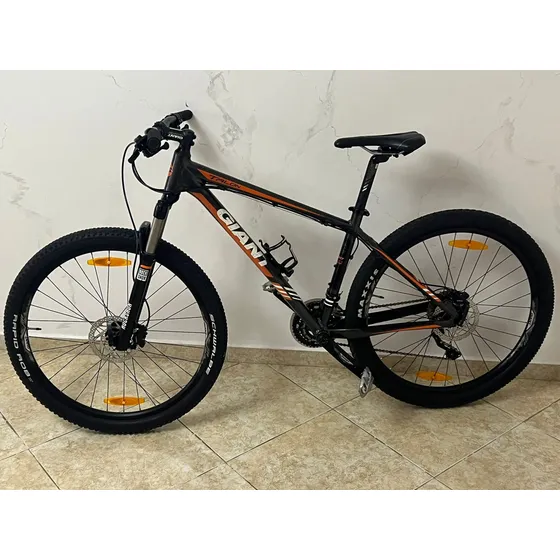 Bicicleta Mtb Giant. Todo Terreno. Mod 2014. Rin 27.5