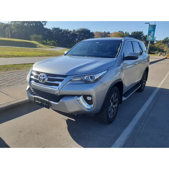 Toyota Sw4 2.8 Srx 204cv 4x4 7as At