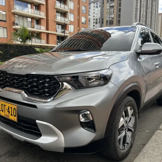 Kia Sonet 2023 Zenith Automática