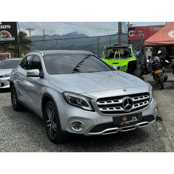 Mercedes-benz Clase Gla 1.6 Urban