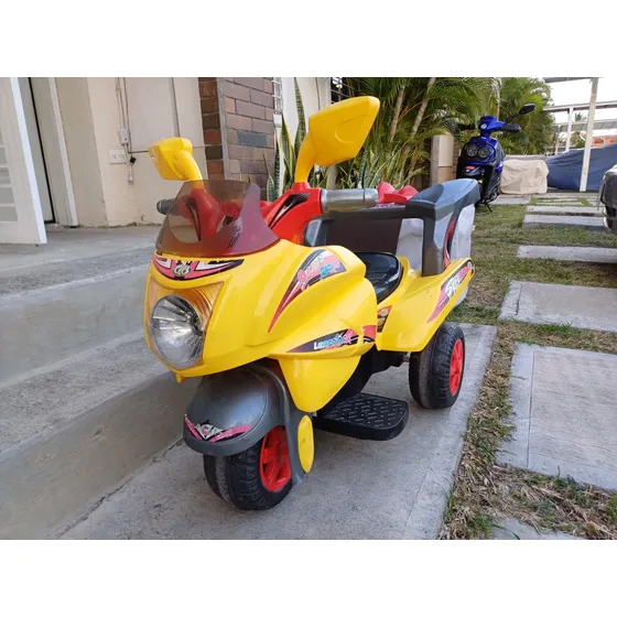 Moto Eléctrica Tres Ruedas Para Niño 3 A 5 Años 