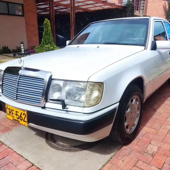 Mercedes-Benz 400e 2001 4.2 W124