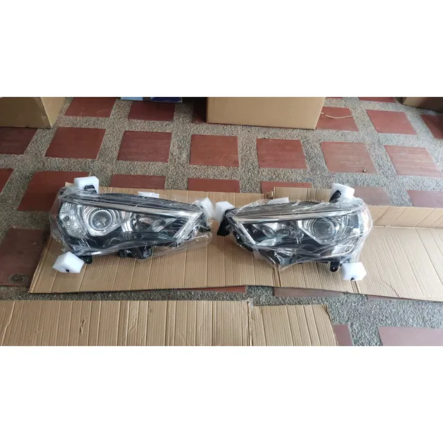 Faro Delantero 4 Runner Lh/rh C/u