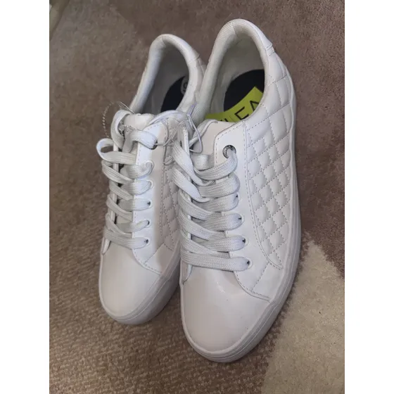 Tenis Náutica  Blancos Para Dama - Talla Disponible 9,5