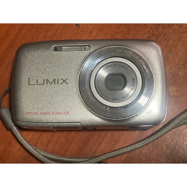 Cámara Lumix Panasonic Dmc S1 Cargador Estuche Memoria