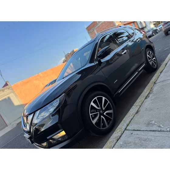 Nissan X-trail 2.0 Exclusiv 2 Row Hybrid