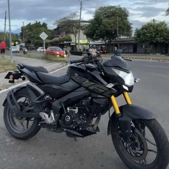 Ns 160 Ug Barras Invertidas Doble Abs 2025