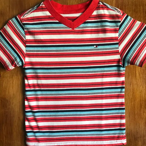 Conjunto De Franela Y Bermuda Talla 2-3 Para Niño