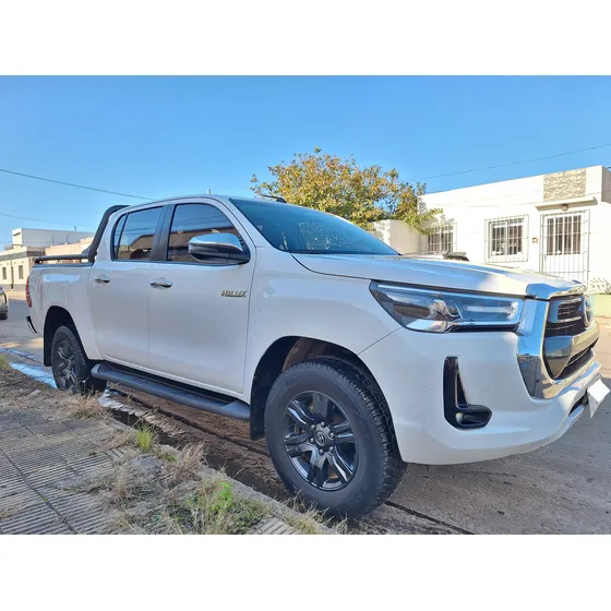 Toyota Hilux 2.8 Tdi Cd Srv 4x2 Mt