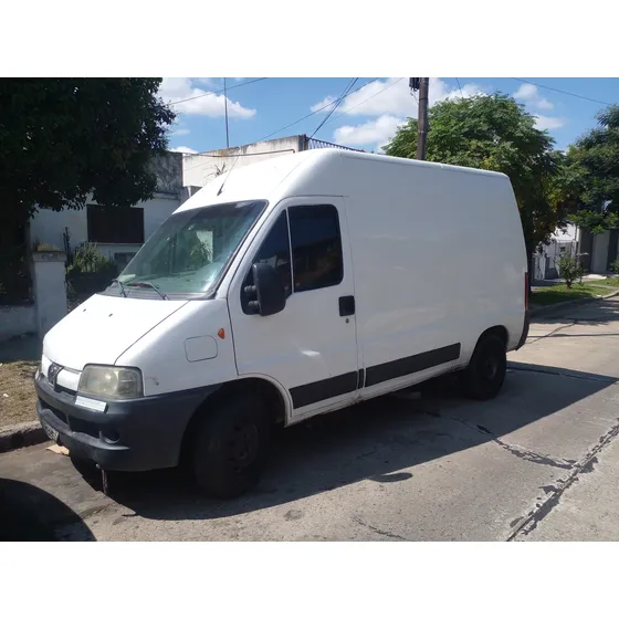 Peugeot Boxer 2.3 350lh Confort Hdi Larga Alta