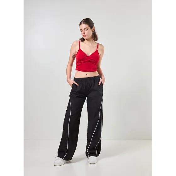Calça Em Sarja Preta Estilo Esportivo