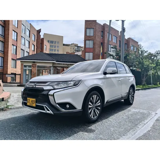 Mitsubishi Outlander 2.4 Kaiteki