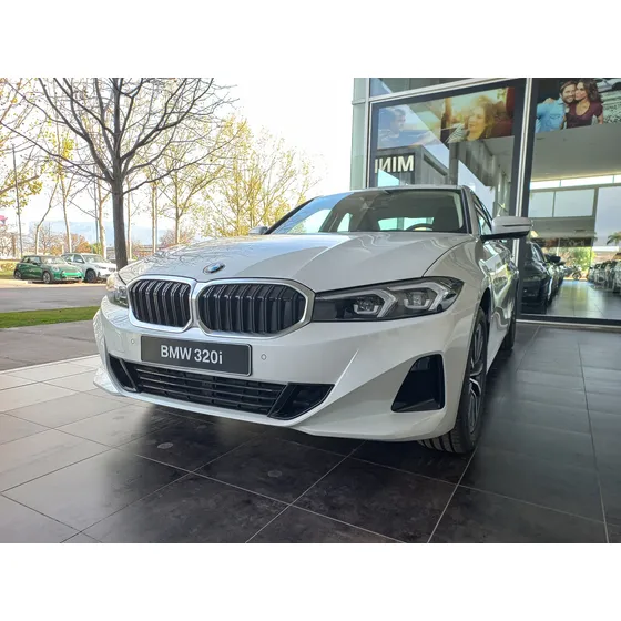 Bmw Serie 3 2.0 320i Sedan Sportline