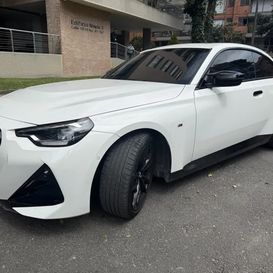 BMW Serie 2 2023 3.0 M240i F22 Coupe