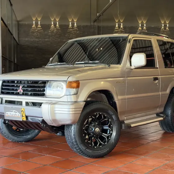Mitsubishi Montero 2007 2.4 Pajero Full
