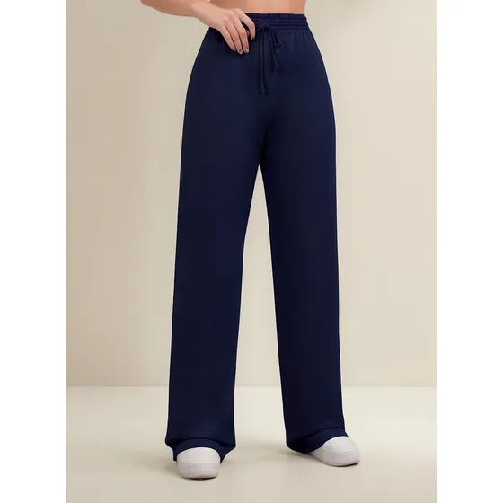 Calça Pantalona Plus Size Lisa Confortável Leve Modela Corpo