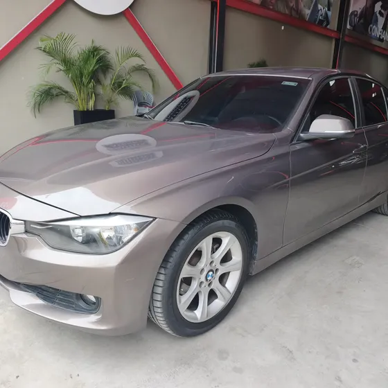 BMW Serie 3 2013 2.0 320i F30 Standard