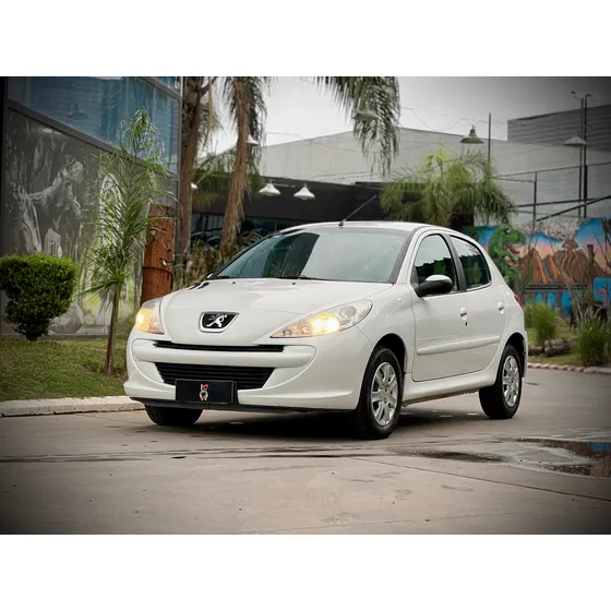 Peugeot 207 1.4 Active 75cv